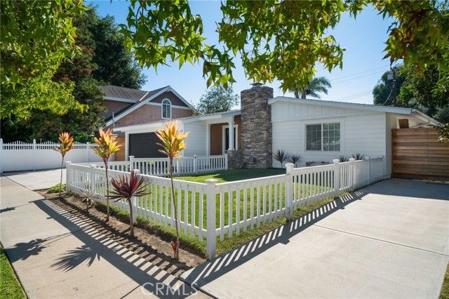 2273 Columbia Drive, Costa Mesa, CA 92626
