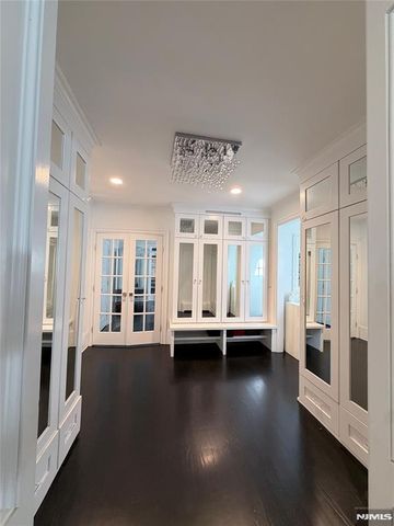 111 Hudson Avenue, Tenafly, NJ 07670