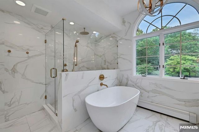 111 Hudson Avenue, Tenafly, NJ 07670