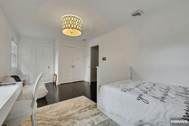 111 Hudson Avenue, Tenafly, NJ 07670