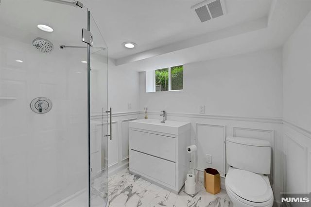 111 Hudson Avenue, Tenafly, NJ 07670
