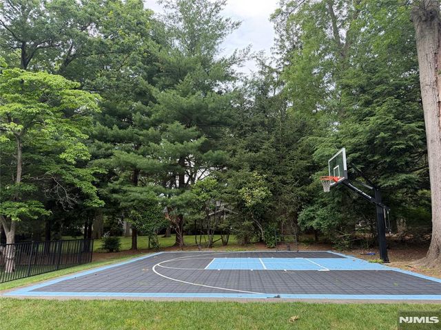 111 Hudson Avenue, Tenafly, NJ 07670