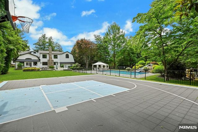 111 Hudson Avenue, Tenafly, NJ 07670