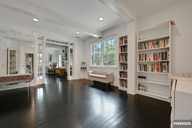 111 Hudson Avenue, Tenafly, NJ 07670