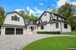 111 Hudson Avenue, Tenafly, NJ 07670