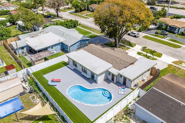 7051 Tyler St, Hollywood, FL 33024