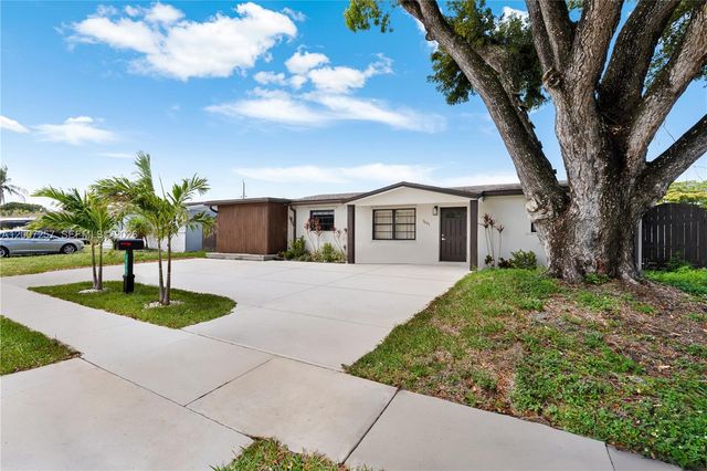 7051 Tyler St, Hollywood, FL 33024