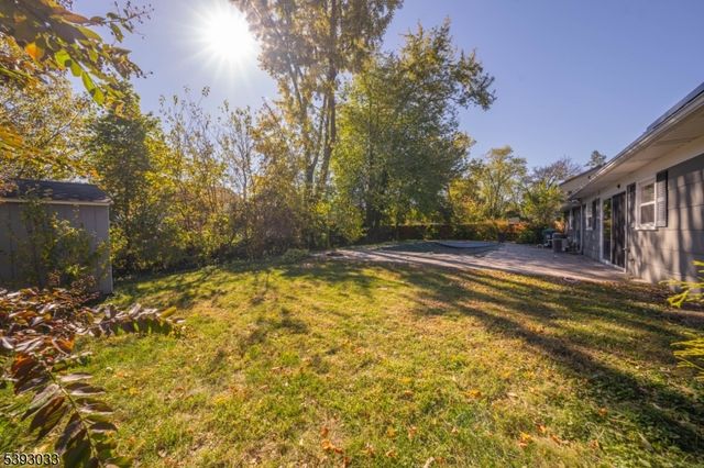 15 Tripplet Rd, Franklin Twp., NJ 08873