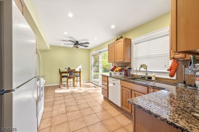 15 Tripplet Rd, Franklin Twp., NJ 08873