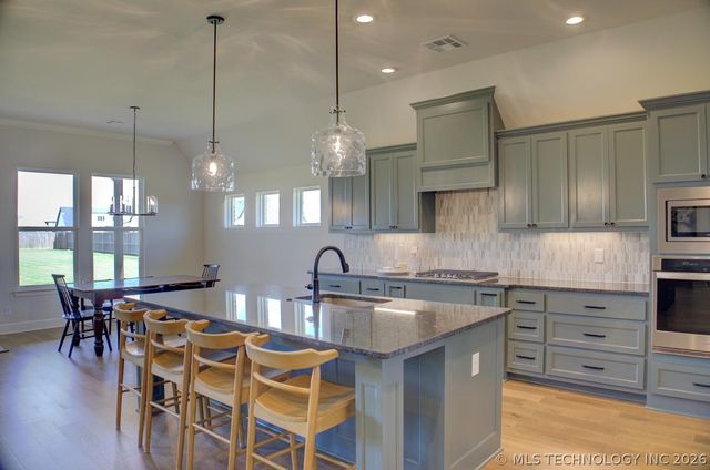 16713 S 1st East Avenue, Glenpool, OK 74033