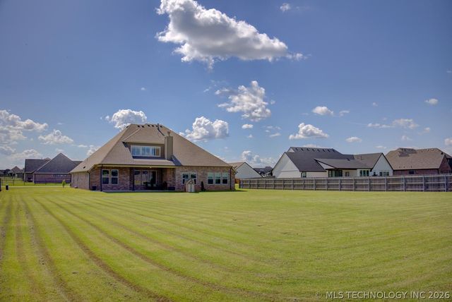 16713 S 1st East Avenue, Glenpool, OK 74033