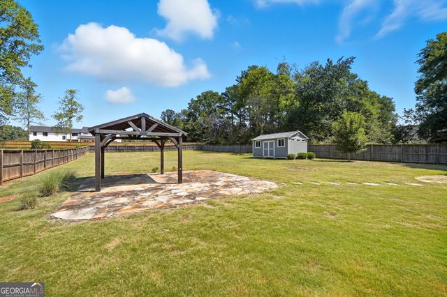 810 Eagle Crosssing Drive, Lawrenceville, GA 30044