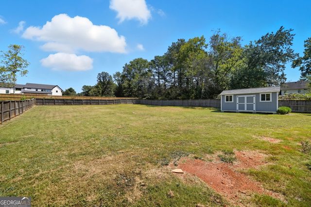 810 Eagle Crosssing Drive, Lawrenceville, GA 30044