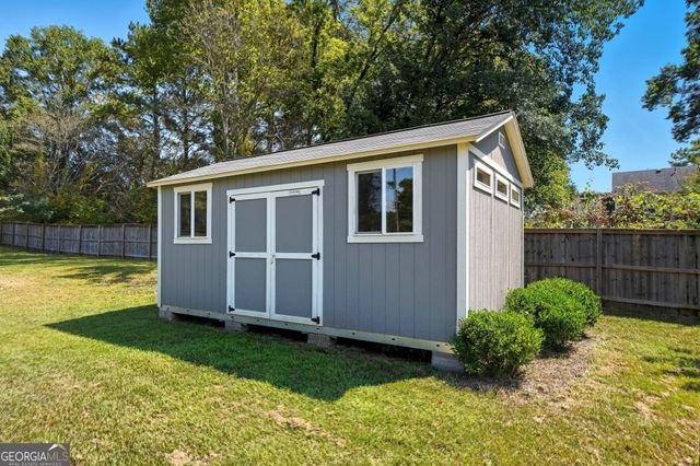 810 Eagle Crosssing Drive, Lawrenceville, GA 30044