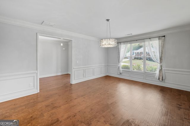 810 Eagle Crosssing Drive, Lawrenceville, GA 30044