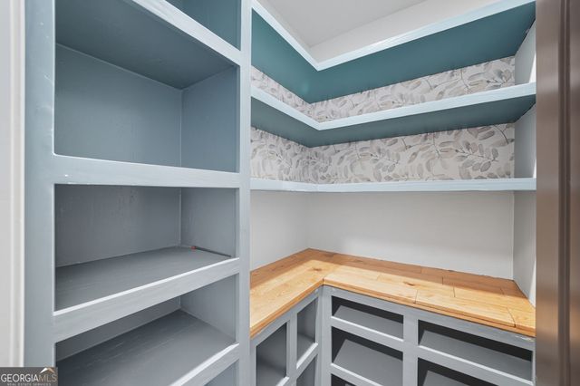 810 Eagle Crosssing Drive, Lawrenceville, GA 30044