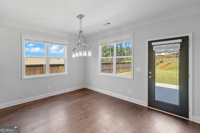 810 Eagle Crosssing Drive, Lawrenceville, GA 30044