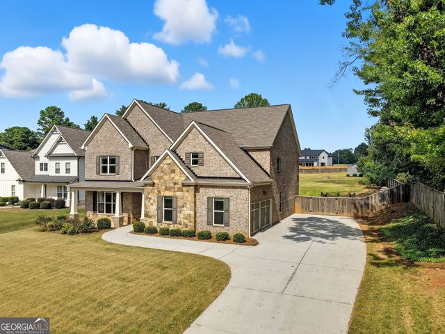 810 Eagle Crosssing Drive, Lawrenceville, GA 30044