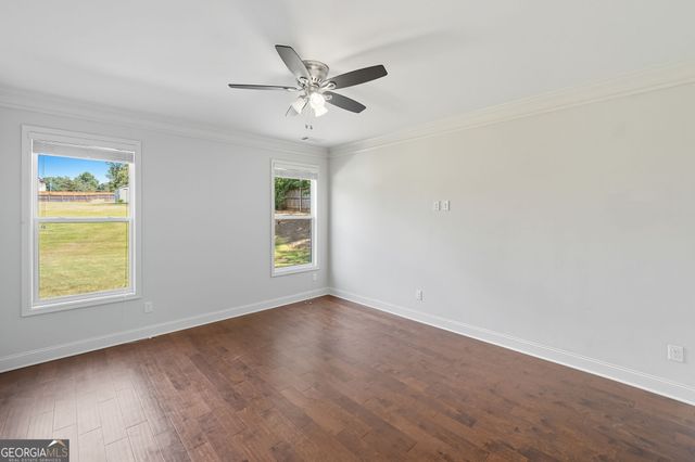 810 Eagle Crosssing Drive, Lawrenceville, GA 30044