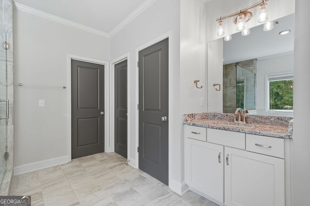 810 Eagle Crosssing Drive, Lawrenceville, GA 30044