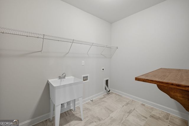 810 Eagle Crosssing Drive, Lawrenceville, GA 30044