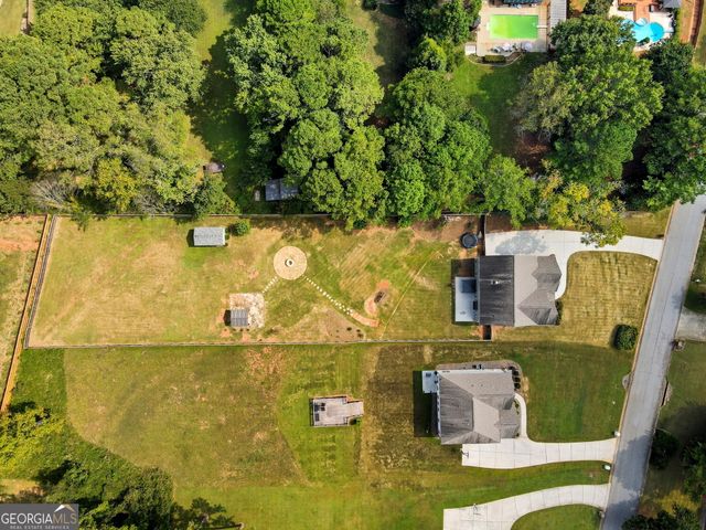 810 Eagle Crosssing Drive, Lawrenceville, GA 30044