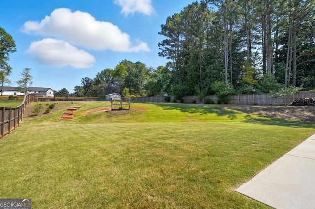 810 Eagle Crosssing Drive, Lawrenceville, GA 30044