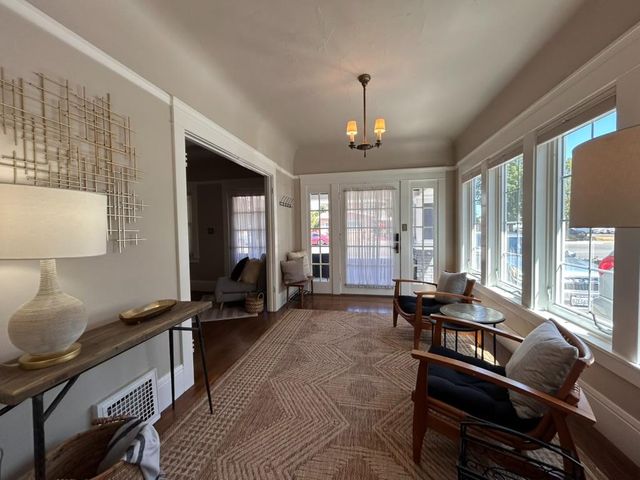 215 S Hutchins St, Lodi, CA 95240