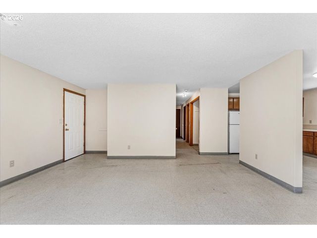 13693 Sw 64TH Ave, Portland, OR 97219