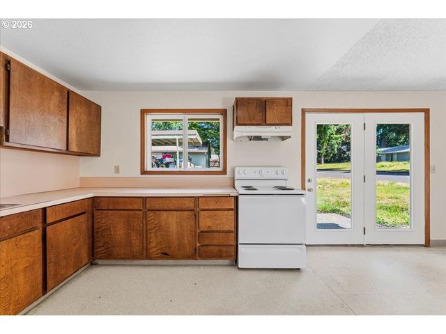 13693 Sw 64TH Ave, Portland, OR 97219