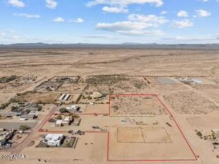 25718 W BAKER Drive, Wittmann, AZ 85361