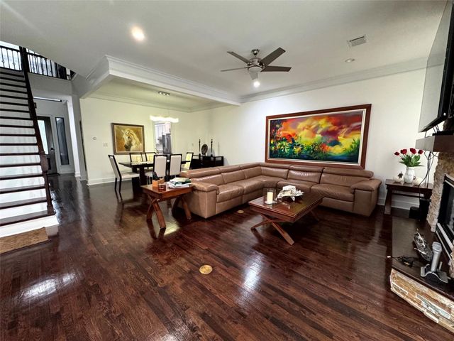 824 Birdsall Street, Houston, TX 77007