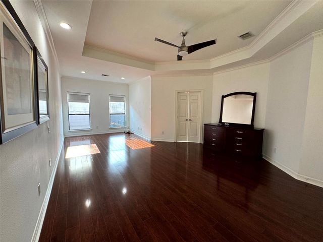 824 Birdsall Street, Houston, TX 77007