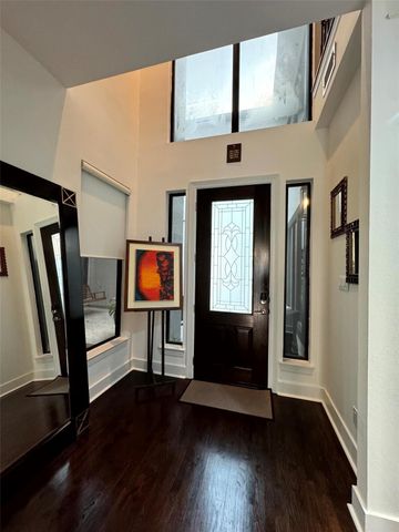 824 Birdsall Street, Houston, TX 77007