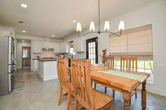 1816 Pine Cone Drive, Katy, TX 77493