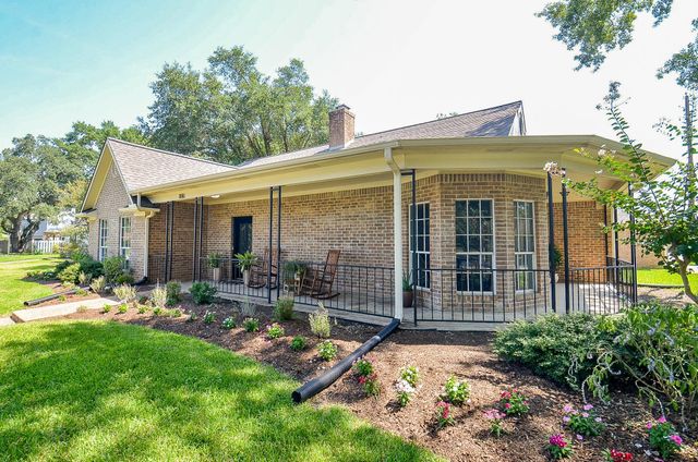 1816 Pine Cone Drive, Katy, TX 77493