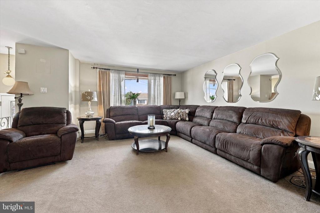 3108 BYBERRY RD, PHILADELPHIA, PA 19154 — photo 2