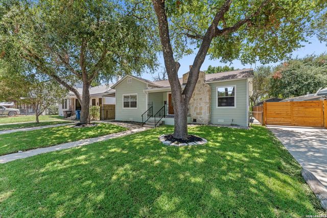1722 W Mistletoe, San Antonio, TX 78201