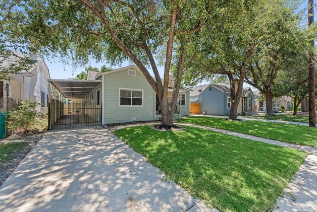 1722 W Mistletoe, San Antonio, TX 78201