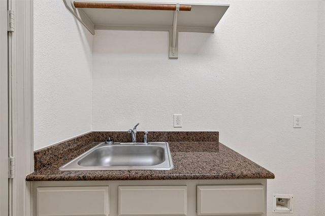 4722 Mesquite Meadow Lane, Katy, TX 77494