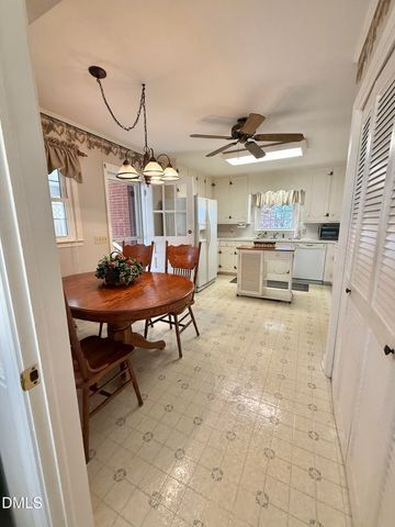 424 Tanglewood Circle, Roxboro, NC 27573