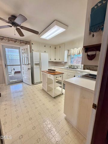 424 Tanglewood Circle, Roxboro, NC 27573