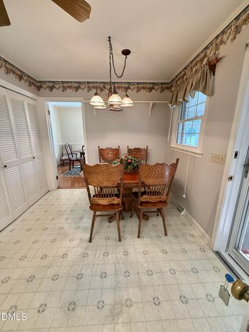 424 Tanglewood Circle, Roxboro, NC 27573