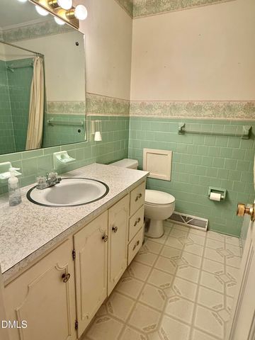 424 Tanglewood Circle, Roxboro, NC 27573