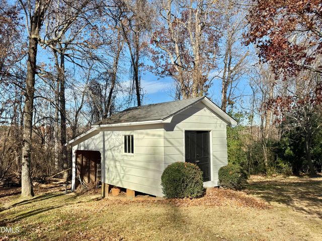 424 Tanglewood Circle, Roxboro, NC 27573