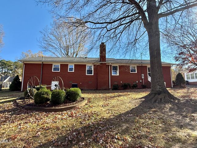 424 Tanglewood Circle, Roxboro, NC 27573