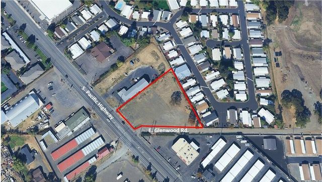 3459 S Pacific Highway, Phoenix, OR 97535