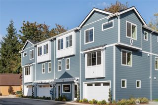 14424 Madison Way #C2, Lynnwood, WA 98087