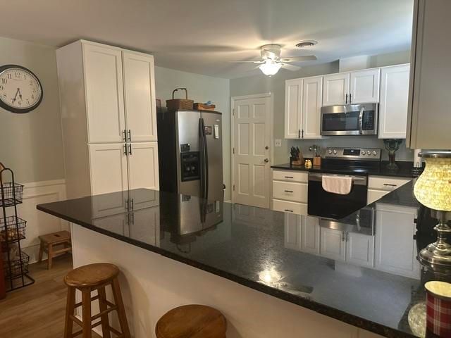 6147 Hughes Ln., Conway, SC 29526