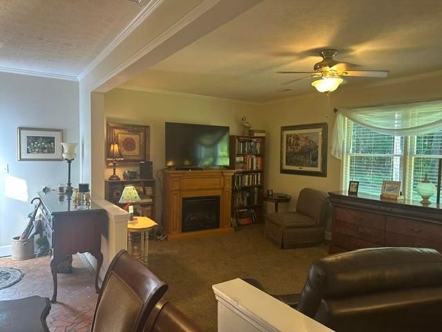 6147 Hughes Ln., Conway, SC 29526
